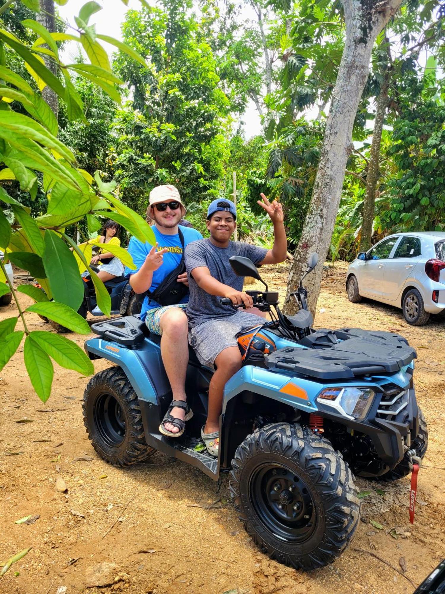 Hostel 23 Las Terrenas Luaran gambar